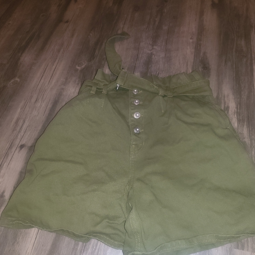 Olive High-Waist Button-Front Women's Shorts